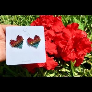 🌈Rainbow Heart Earrings 🌈